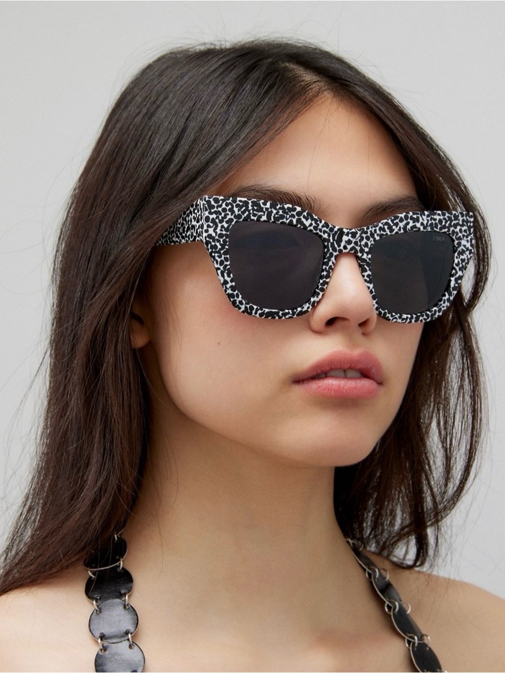 UO Exclusive Decker Polarized Square Sunglasses